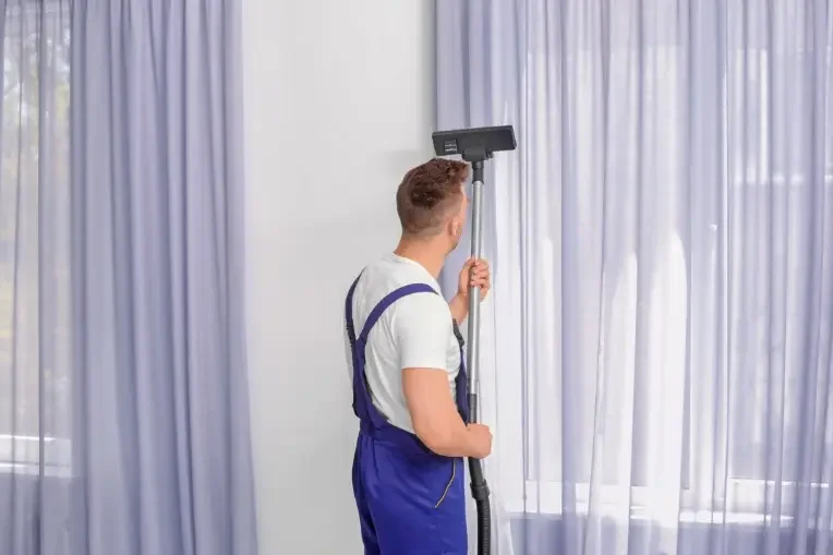 شركة تنظيف كنب في كلباء وستائر